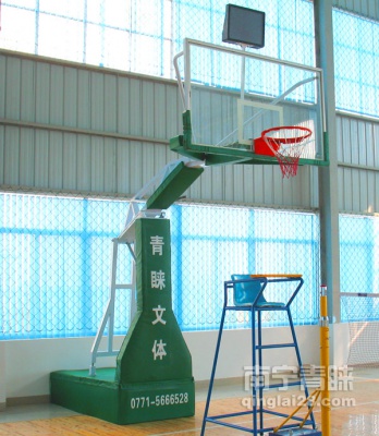 上林球馆电动液压篮球架
